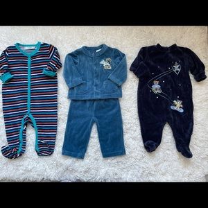 3-6 months boys velour sleeper bundle. 4 pieces.